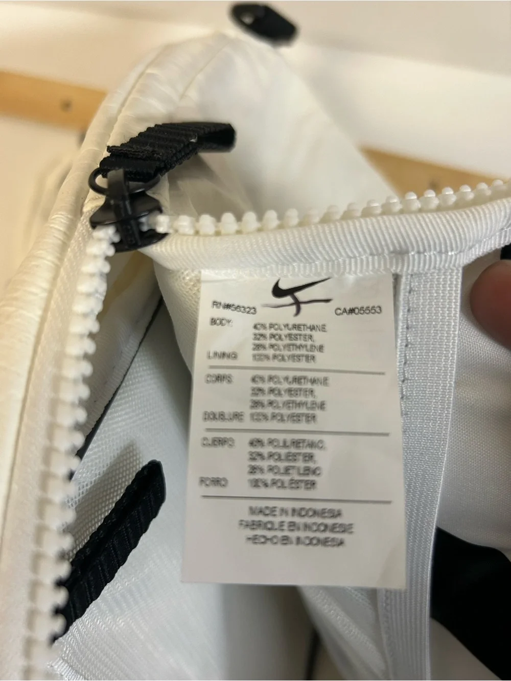 Nike White and Black Sling Crossbody Bag with Small Pouch
